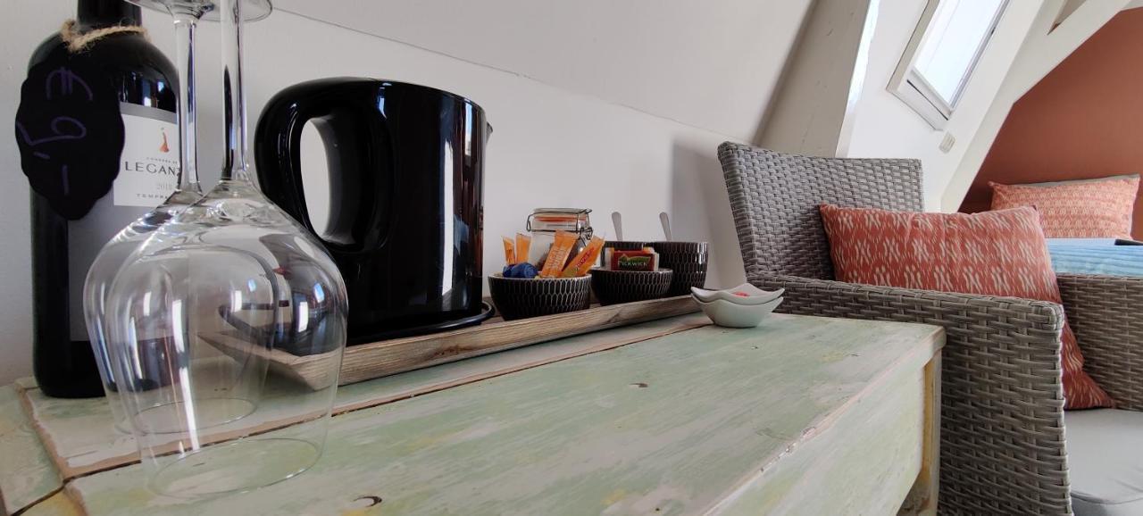 Uit Alle Windstreken Couette-café